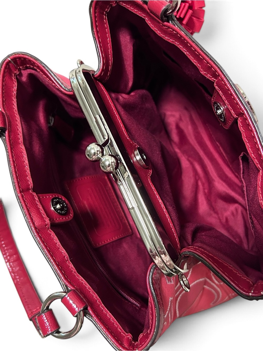 COACH Poppy Kisslock Lurex Signature C Jacquard w/Patent Leather Trim - Picture 11 of 13